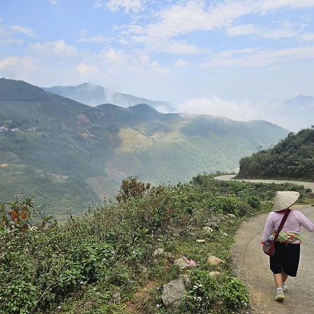 Sue Pa Family Trekking Homestay Sa Pa Ngoại thất bức ảnh